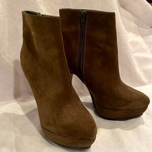 Steve Madden ankle boots